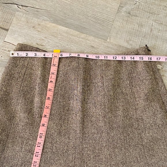 Talbots Wool Blend Crochet Hem Tweed A-line Skirt (size 12P) - Picture 5 of 8